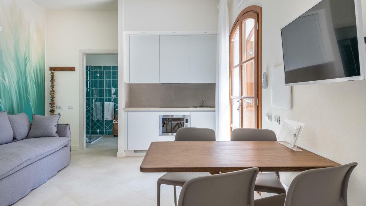Italianway - Locanda della Meridiana Pula Bagian luar foto